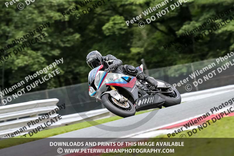 PJM Photography;anglesey;brands hatch;cadwell park;croft;donington park;enduro digital images;event digital images;eventdigitalimages;mallory;no limits;oulton park;peter wileman photography;racing digital images;silverstone;snetterton;trackday digital images;trackday photos;vmcc banbury run;welsh 2 day enduro